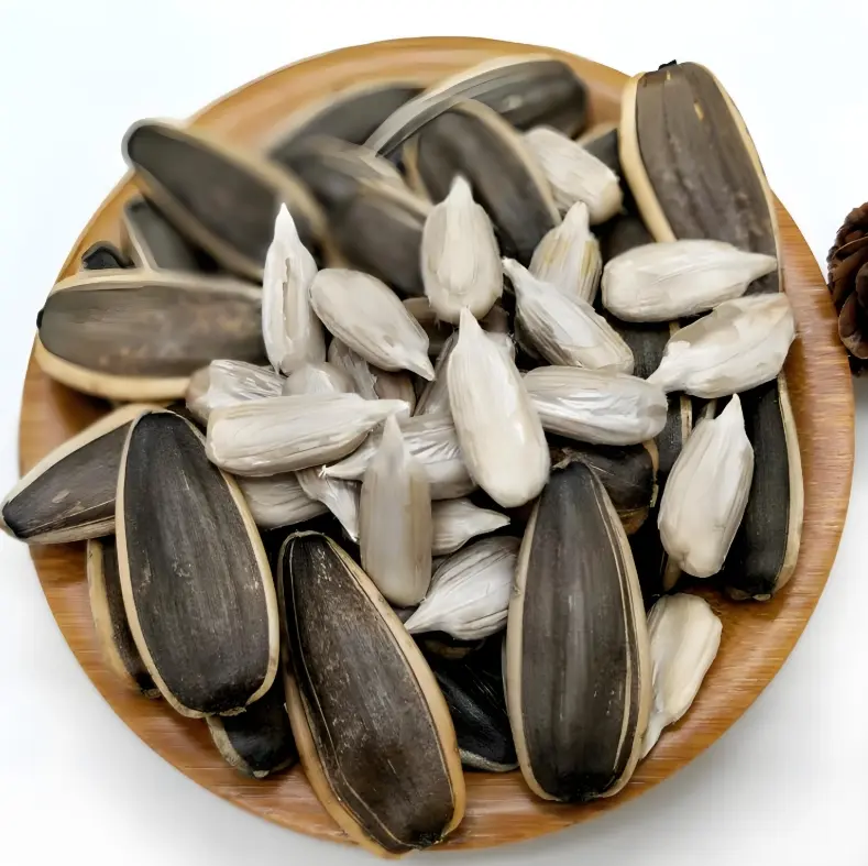 Sunflower seeds(2).png