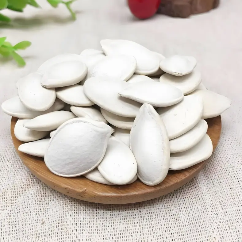 Pumpkin Seeds Snow White in Shell (1).jpg