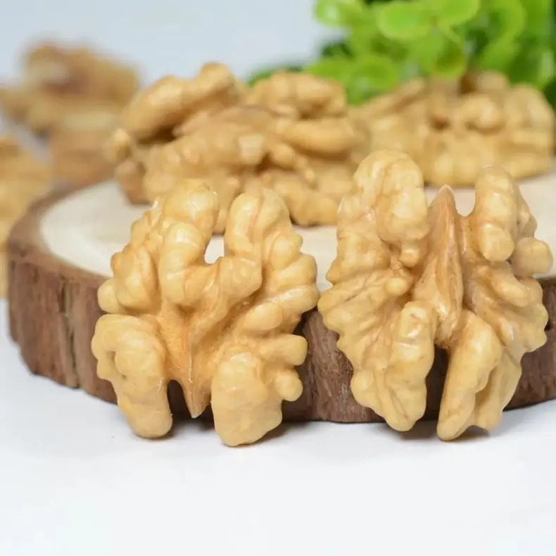 Walnut Kernels (2).jpg