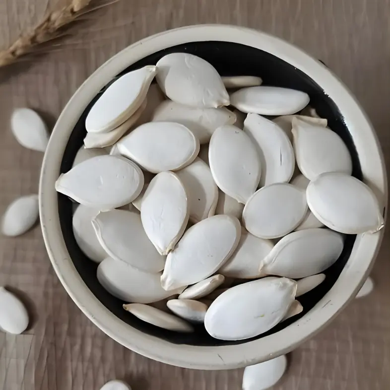 Pumpkin Seeds Snow White in Shell (3).jpg